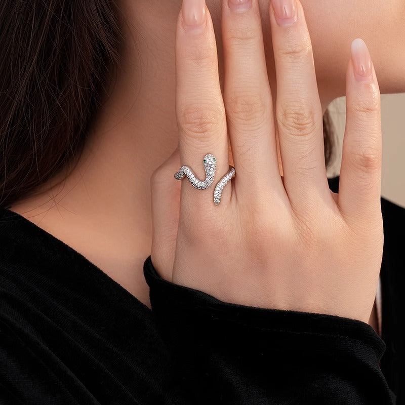 Anello affascinante per ogni occasione