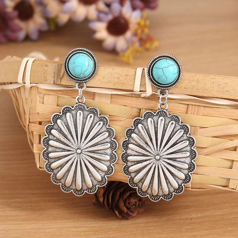 Orecchino vintage fatto a mano