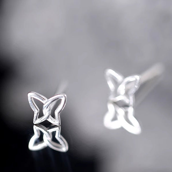 Orecchino bellissimo con stile unico