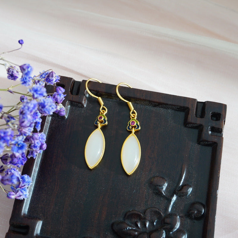 Orecchino artigianale delicato