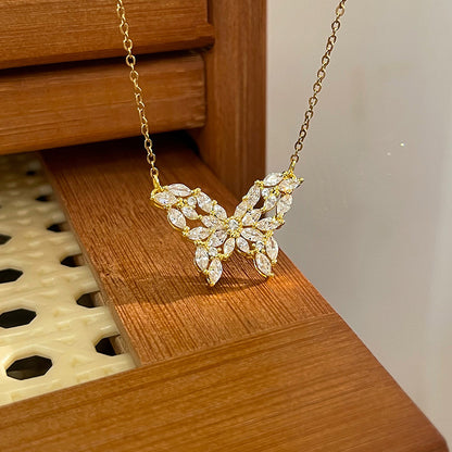 Collana stupendo per uso quotidiano