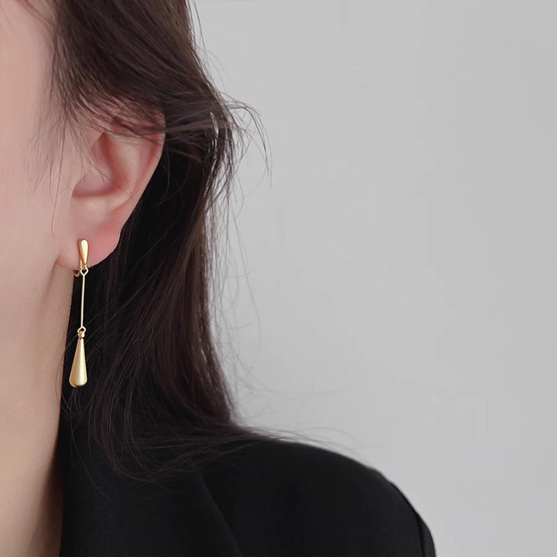 Orecchino classico dal fascino senza tempo