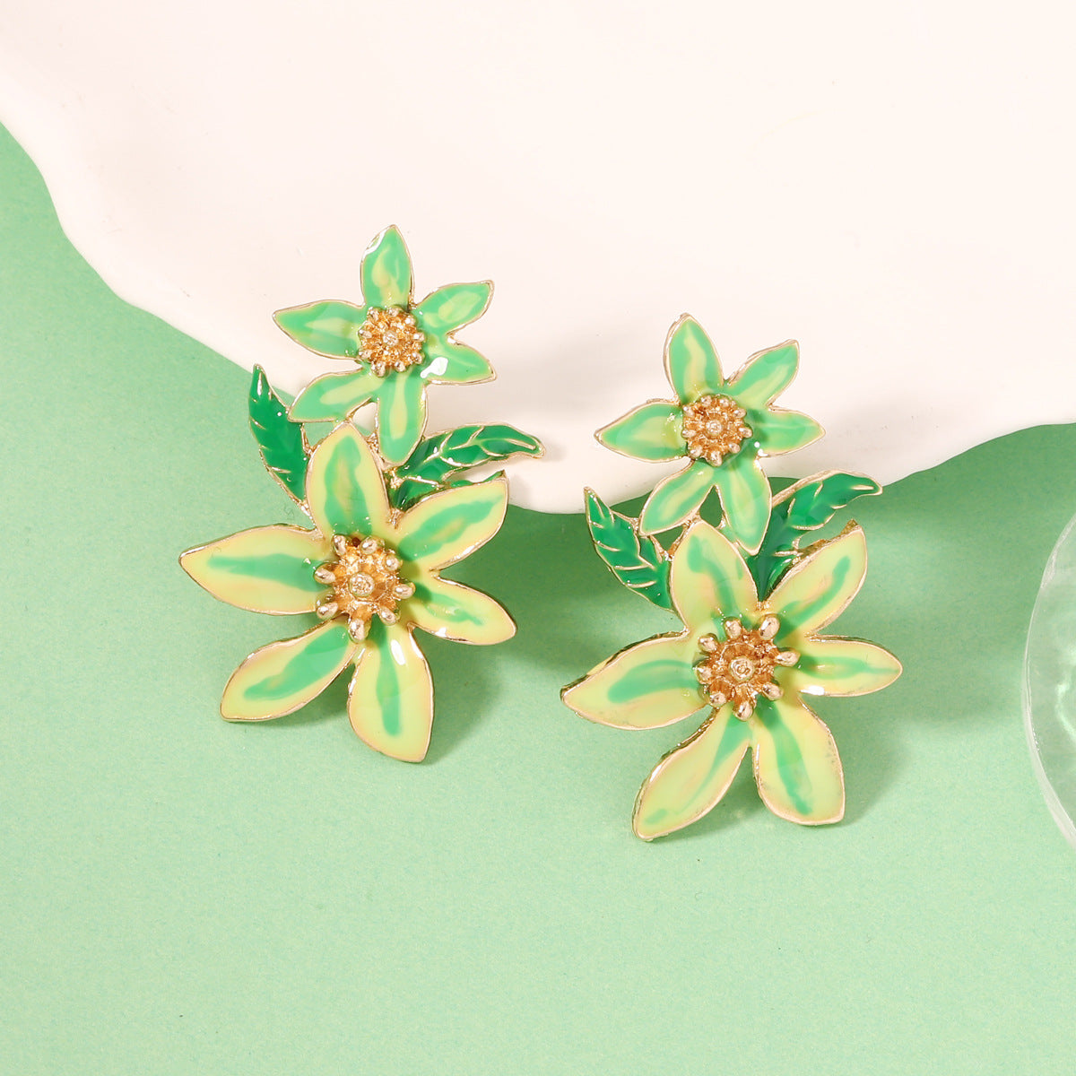 Orecchino classico dal fascino senza tempo