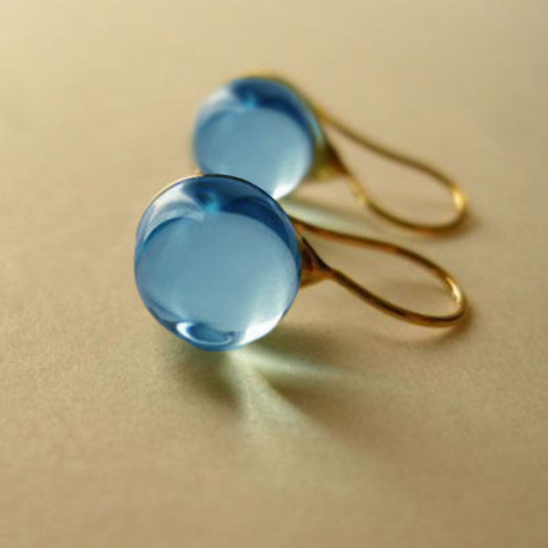 Orecchino artigianale delicato