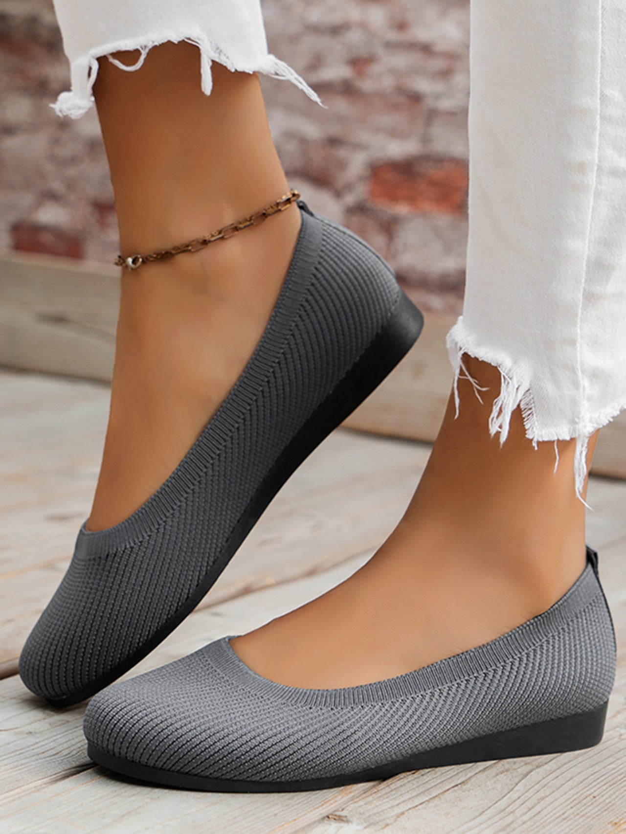 Scarpe Ortopediche Aggraziate dal Look Moderno