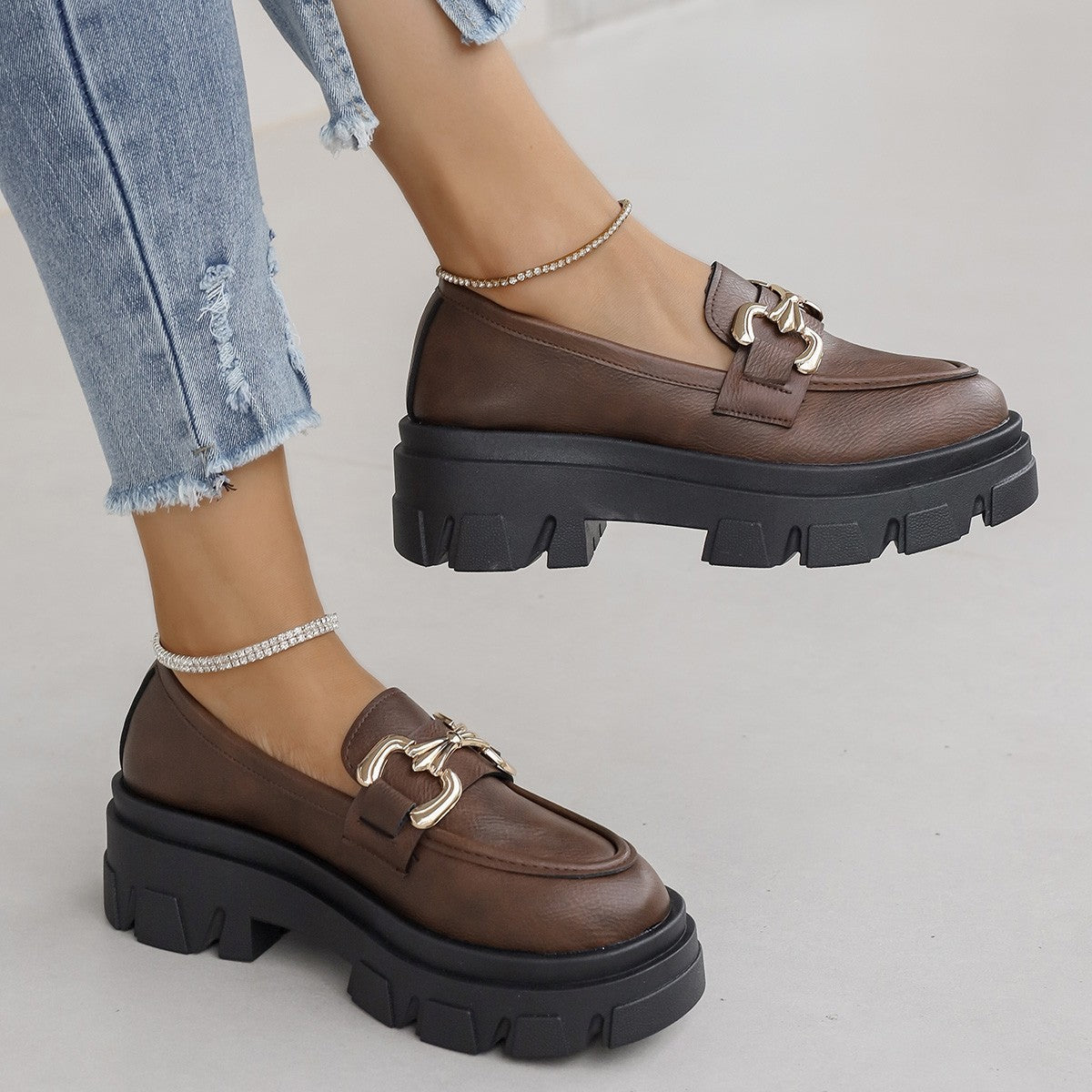 Scarpe Ortopediche Classiche con Stile Senza Tempo