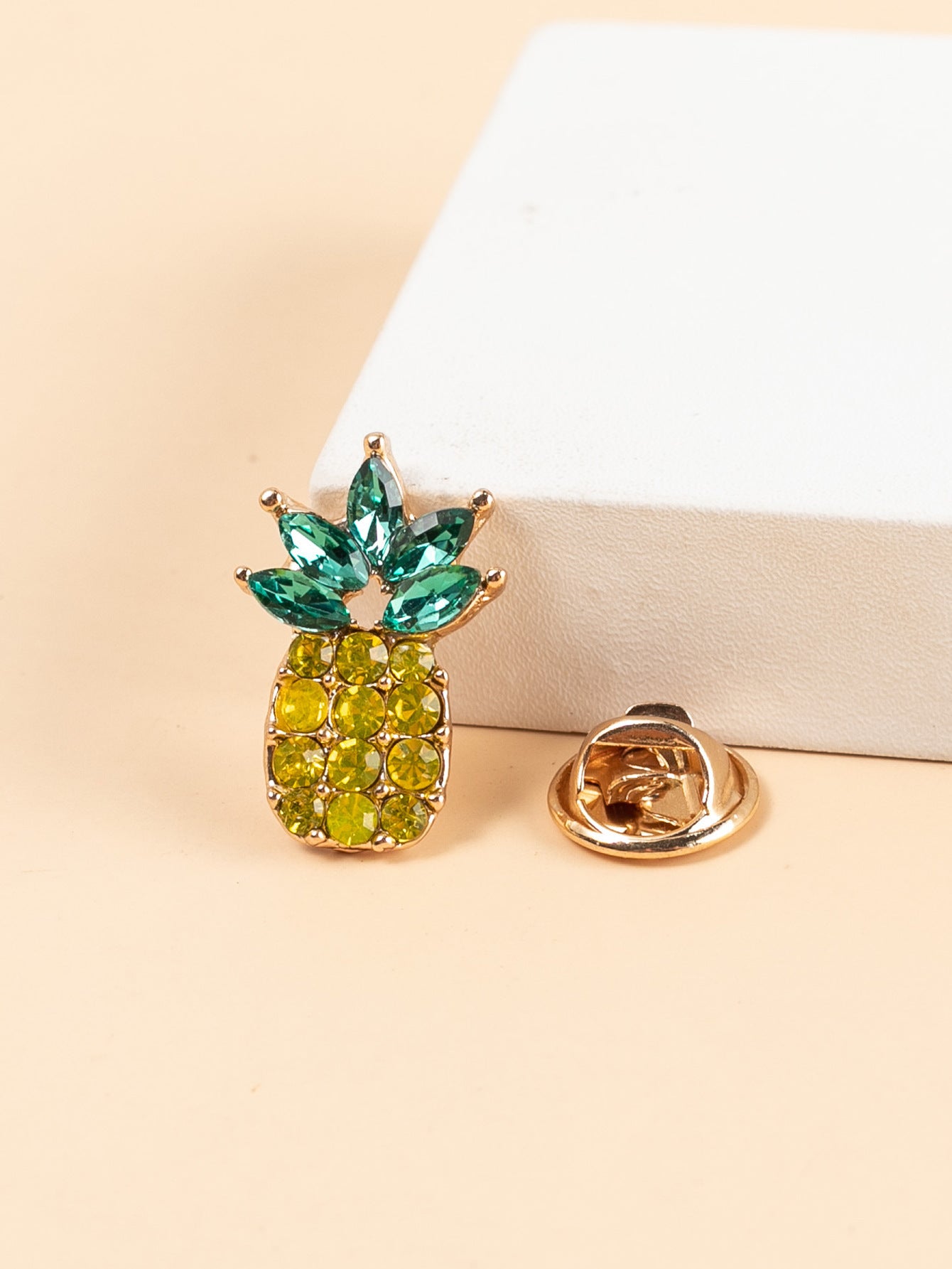 Gioiello artigianale delicato