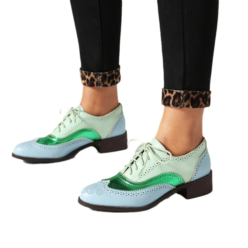 Scarpe Ortopediche Aggraziate dal Look Moderno