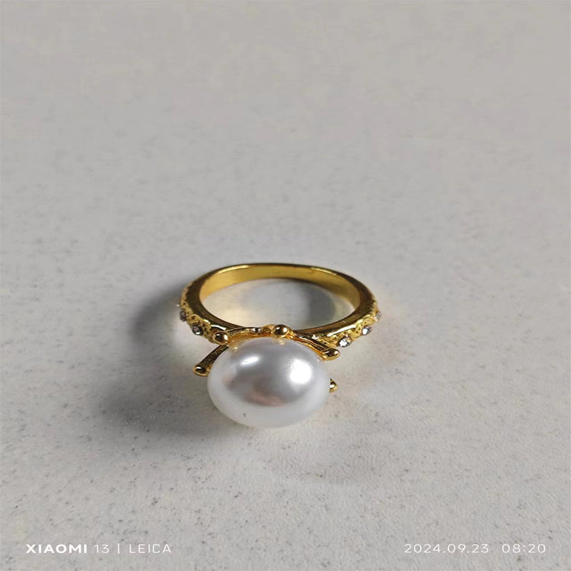 Anello artigianale delicato