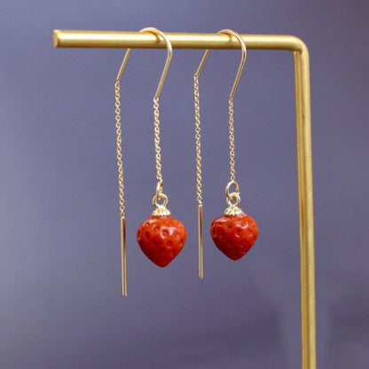 Oro Orecchino bellissimo con stile unico