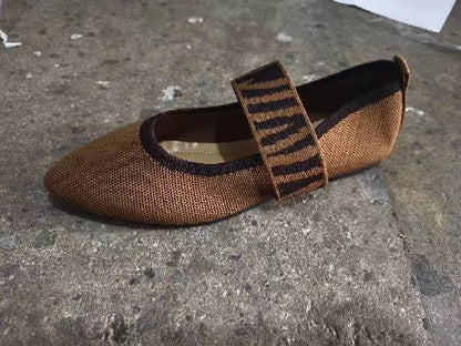 Scarpe Ortopediche Aggraziate dal Look Moderno