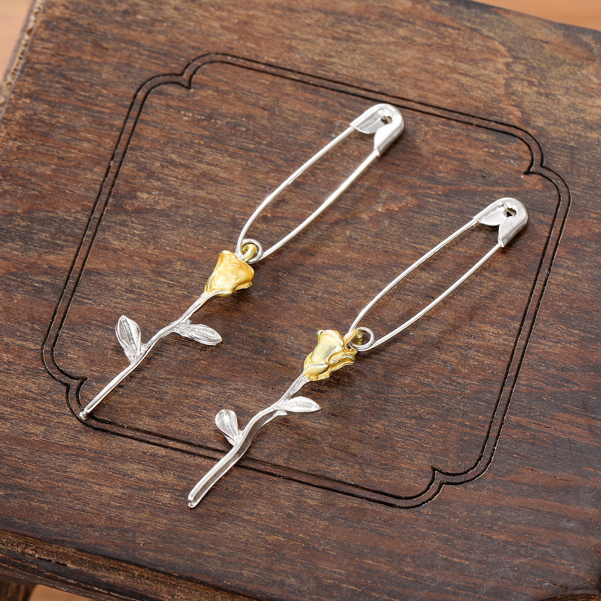 Orecchino stupendo per uso quotidiano