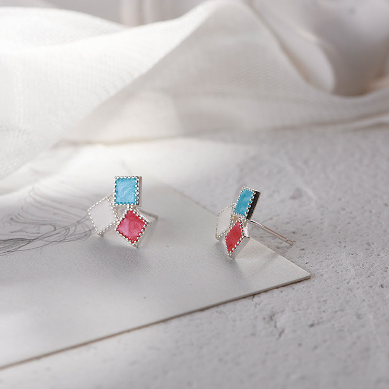 Orecchino artigianale delicato