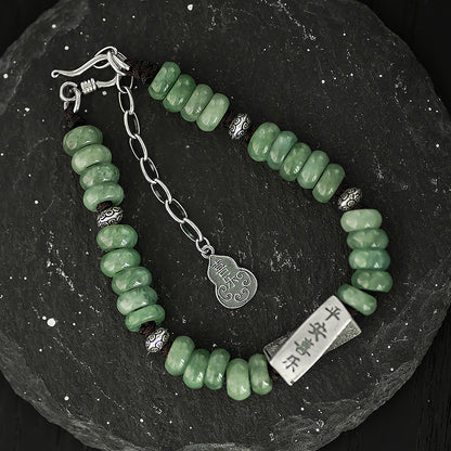 Gioiello artigianale delicato