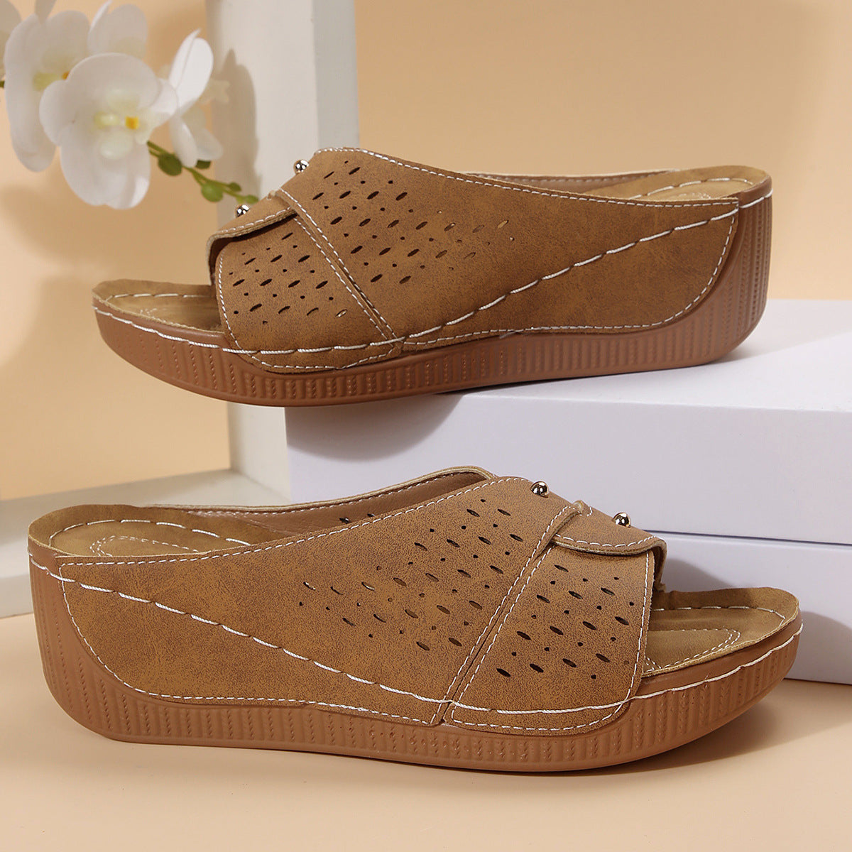 Sandali Ortopediche Aggraziate dal Look Moderno