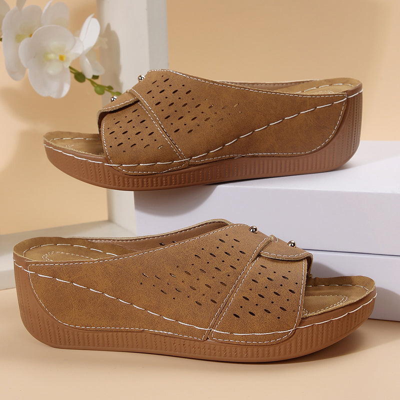 Sandali Ortopediche Aggraziate dal Look Moderno