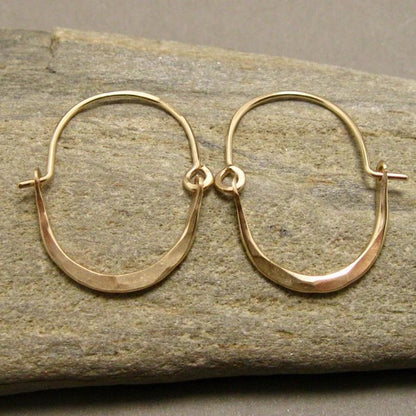 Orecchino elegante per ogni occasione