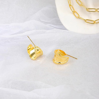 Orecchino bellissimo con stile unico