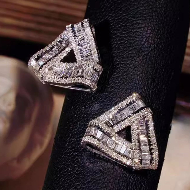 Orecchino elegante per ogni occasione