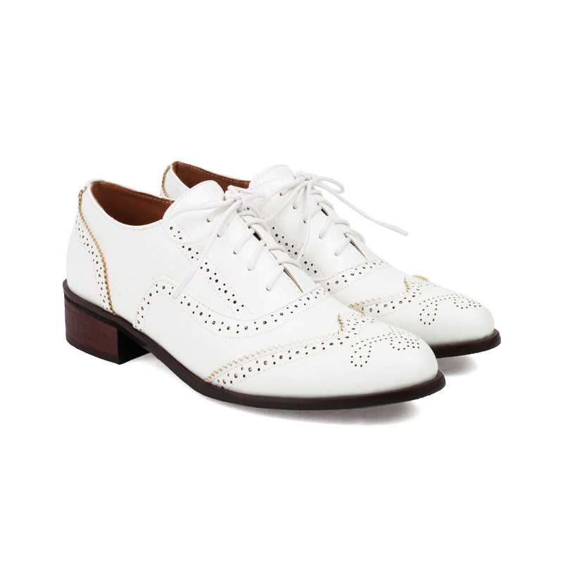 Scarpe Ortopediche Aggraziate dal Look Moderno