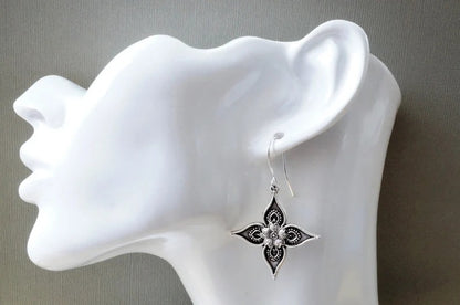 Orecchino bellissimo con stile unico