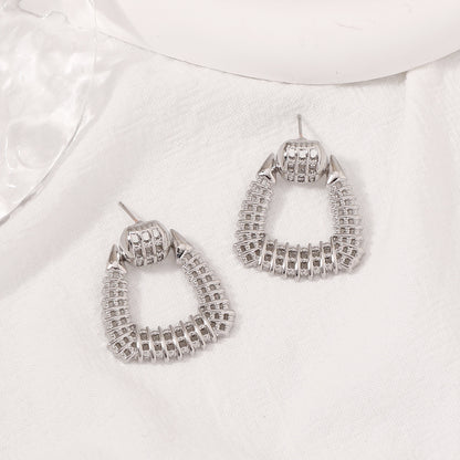 Orecchino classico dal fascino senza tempo