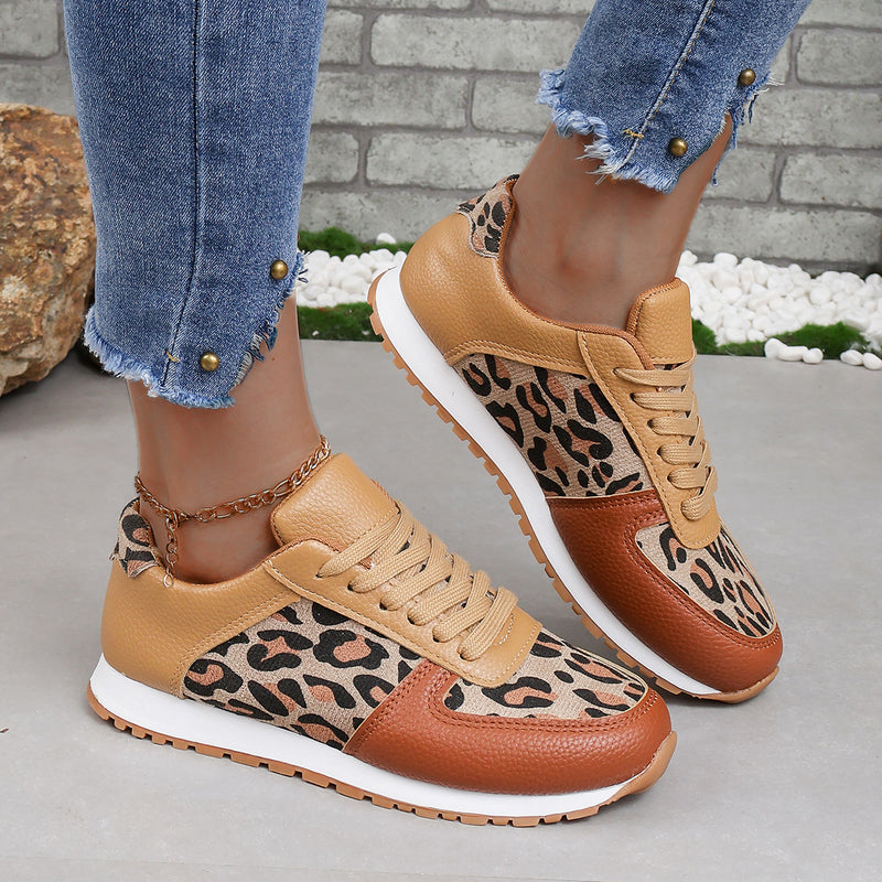 Scarpe Ortopediche Aggraziate dal Look Moderno
