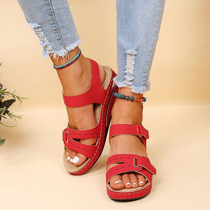 Sandali Ortopediche Aggraziate dal Look Moderno