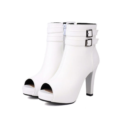 Stivali Ortopediche Aggraziate dal Look Moderno