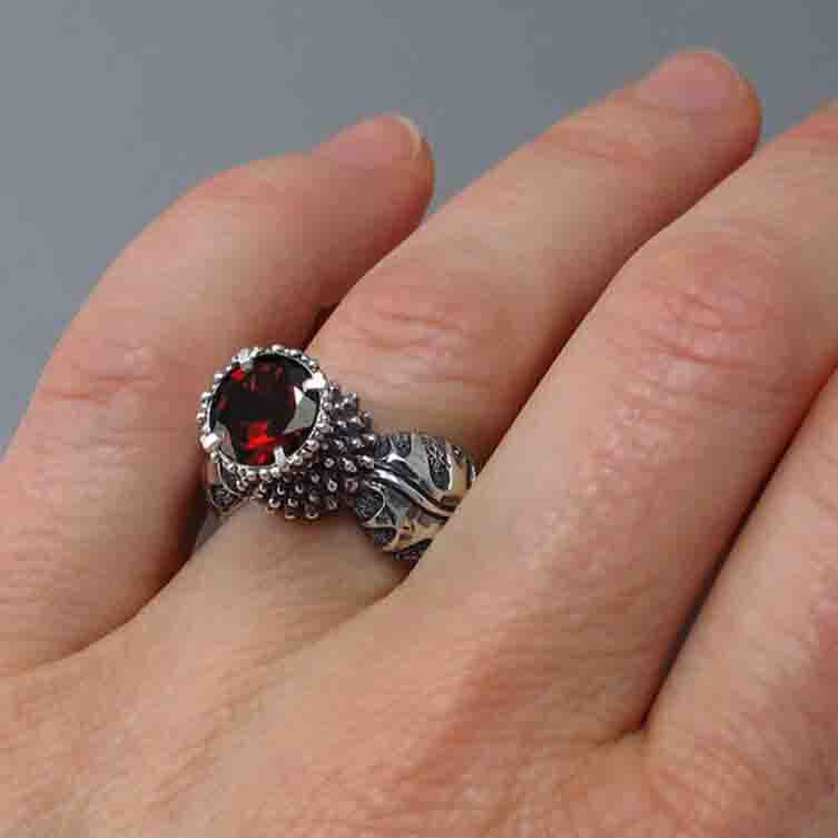 Anello elegante per ogni occasione