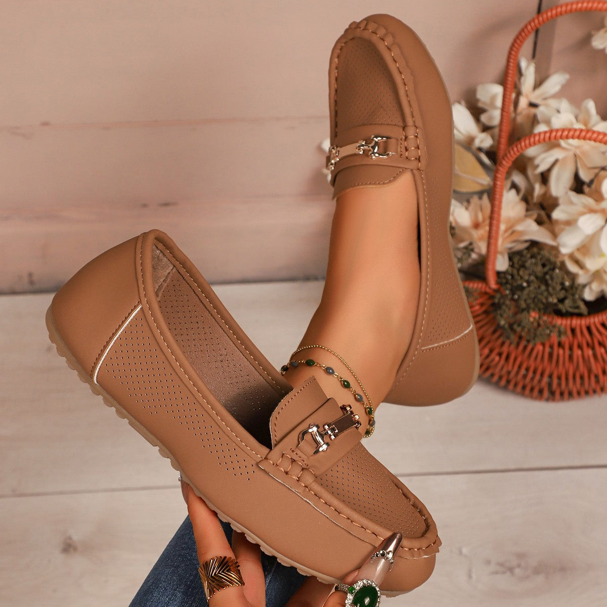 Scarpe Ortopediche Aggraziate dal Look Moderno