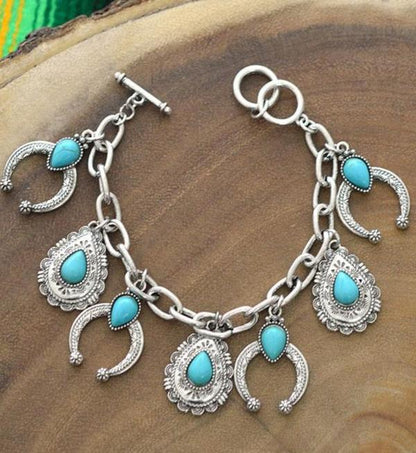 Bracciale bellissimo con stile unico