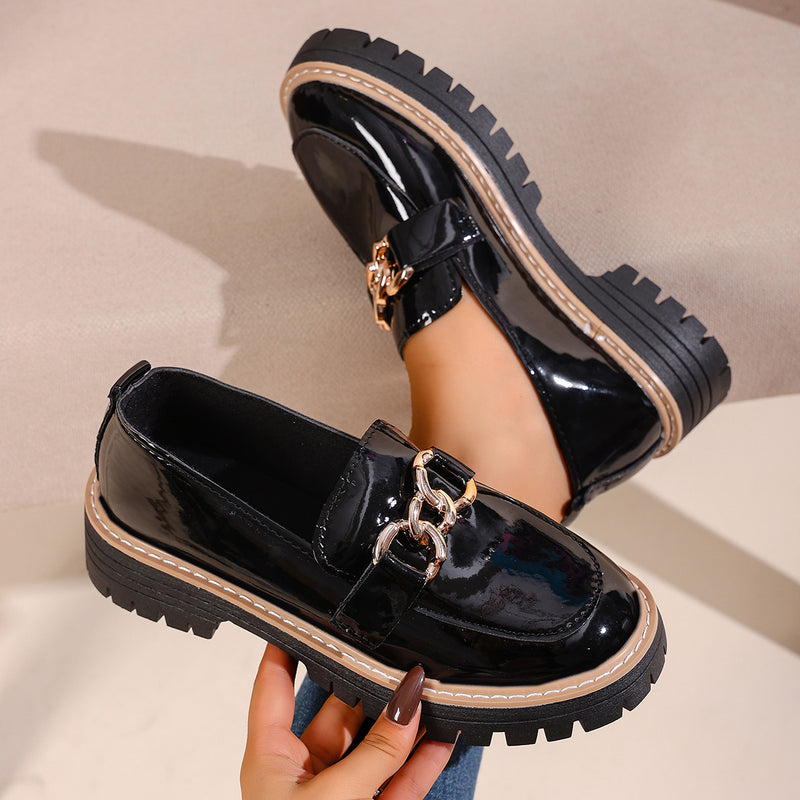 Scarpe Ortopediche Aggraziate dal Look Moderno