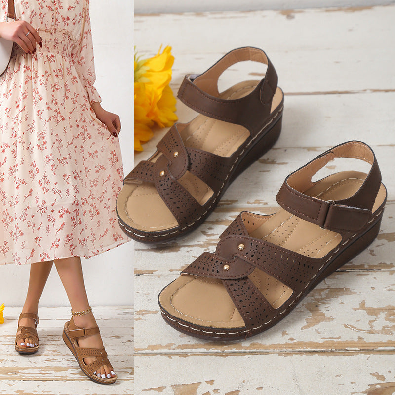 Sandali Ortopediche Aggraziate dal Look Moderno