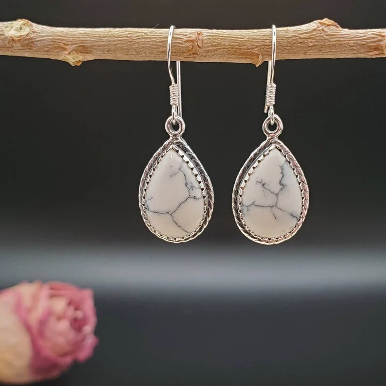 Orecchino affascinante per ogni occasione