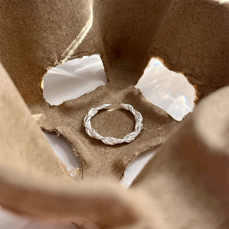 Anello classico dal fascino senza tempo