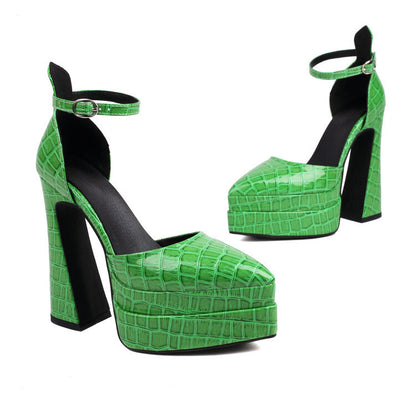 Sandali Ortopediche Aggraziate dal Look Moderno