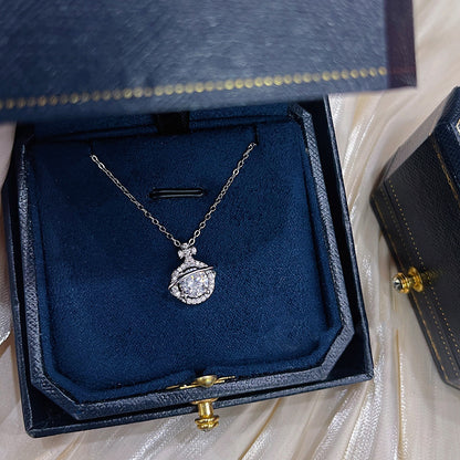 Gioiello bellissimo con stile unico