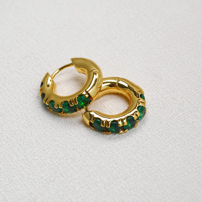 Oro Orecchino bellissimo con stile unico