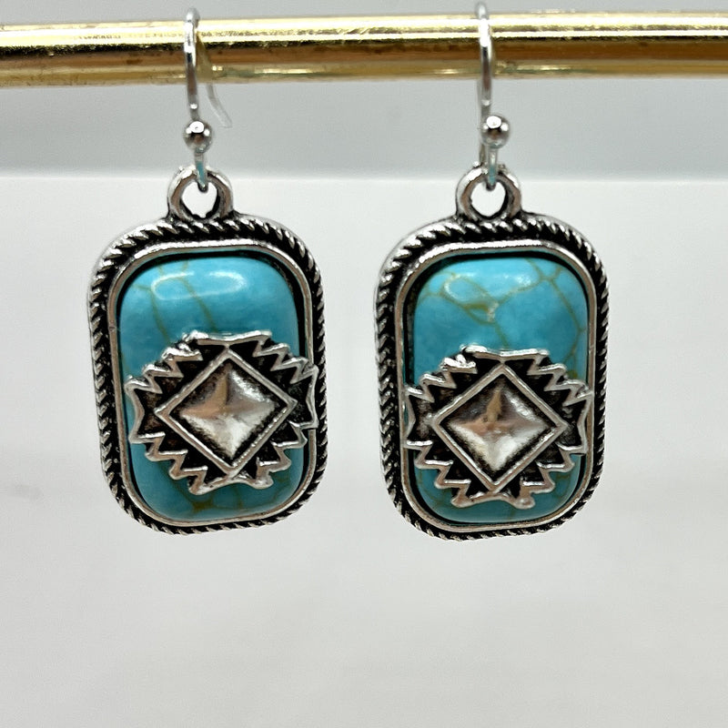 Orecchino vintage fatto a mano