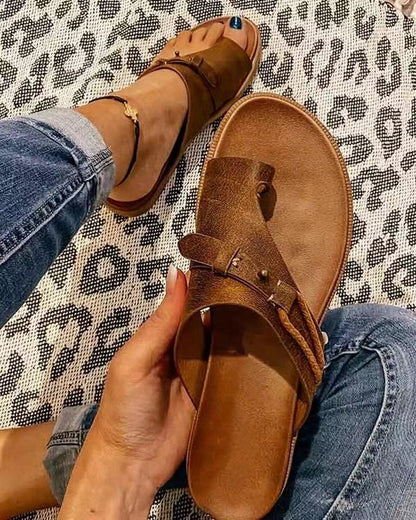Sandali Ortopediche Aggraziate dal Look Moderno
