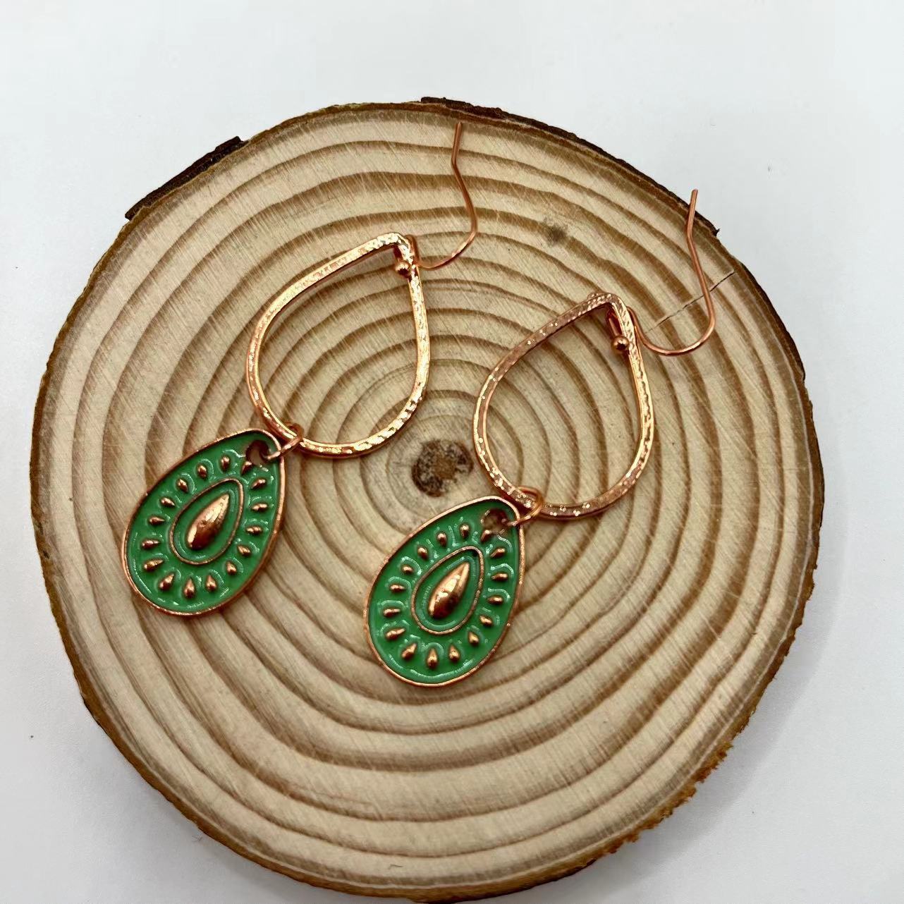 Orecchino affascinante per ogni occasione