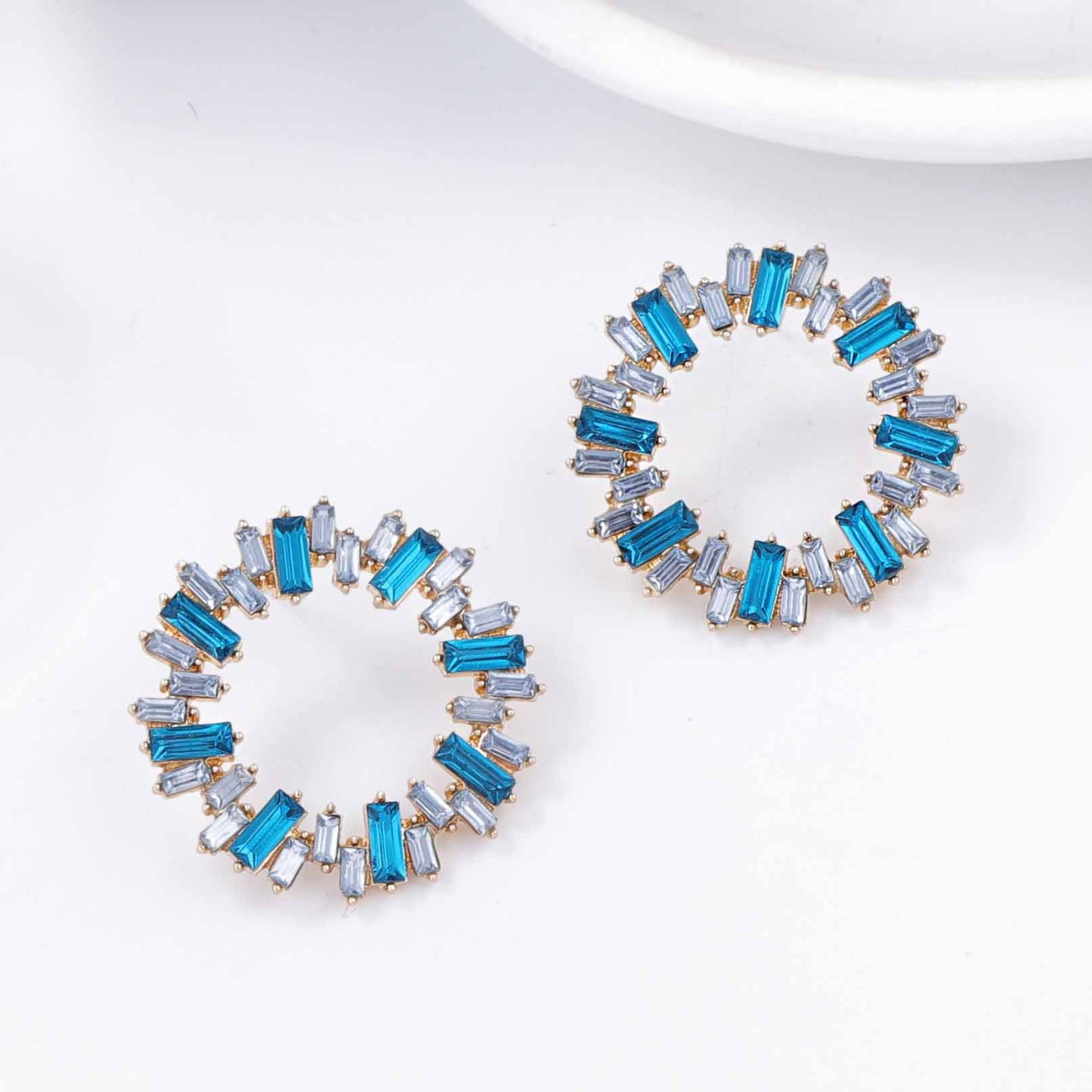 Orecchino stupendo per uso quotidiano