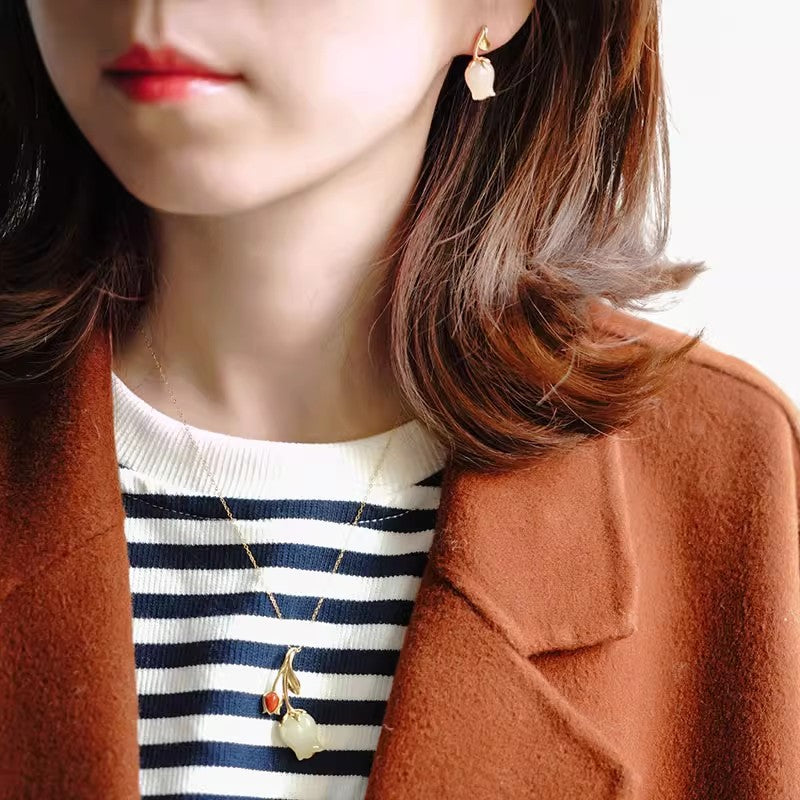 Argento Orecchino artigianale delicato