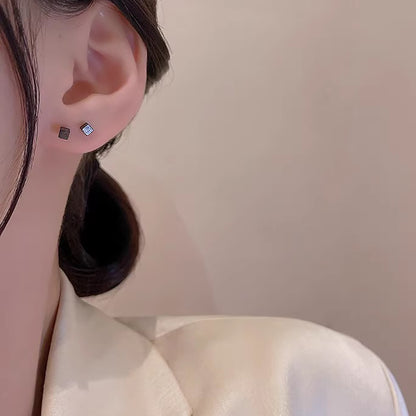 Orecchino classico dal fascino senza tempo