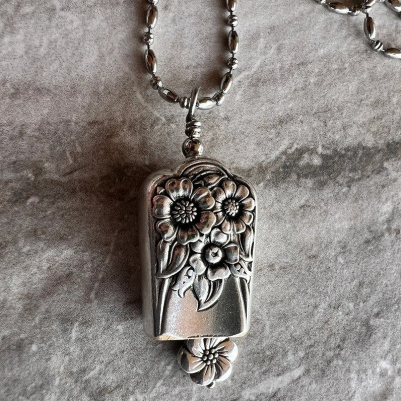 Collana affascinante per ogni occasione