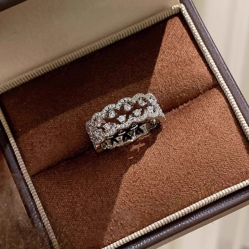 Anello classico dal fascino senza tempo