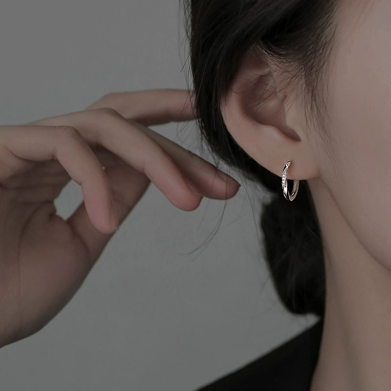 Orecchino classico dal fascino senza tempo