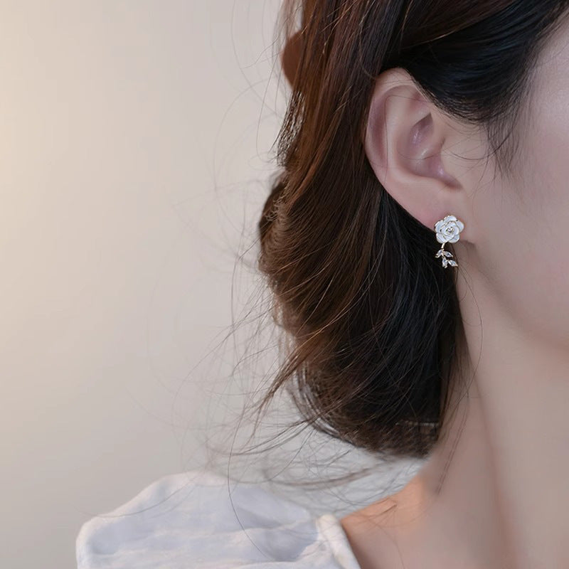 Orecchino affascinante per ogni occasione