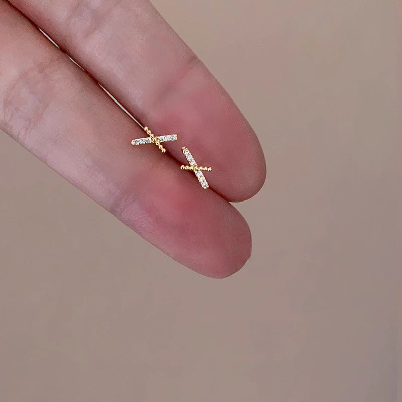 Oro Orecchino affascinante per ogni occasione